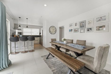 Photo of property in 3 Dennis Grove, Paraparaumu Beach, Paraparaumu, 5032