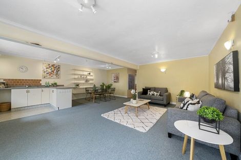 Photo of property in 2 Puketai Place, Pukerua Bay, 5026