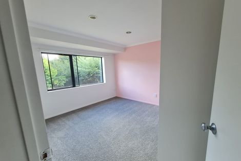 Photo of property in 10 Gleaming Place, Waiuku, 2123