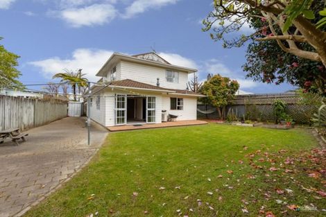 Photo of property in 11 Boothby Grove, Fairfield, Lower Hutt, 5011