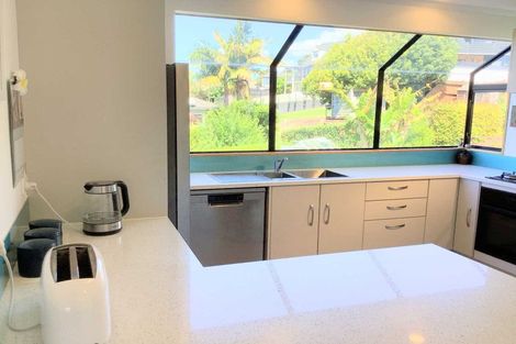 Photo of property in 66 Bay Vista Drive, Red Beach, 0932