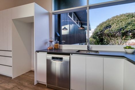 Photo of property in 68 Simla Avenue, Havelock North, 4130