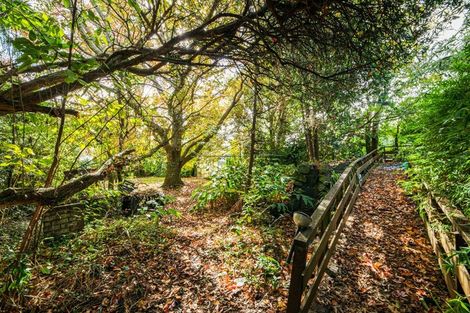 Photo of property in 98 Wharf Road, Te Atatu Peninsula, Auckland, 0610