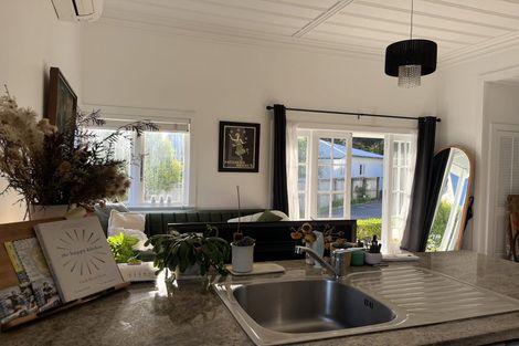 Photo of property in 10 Sefton Avenue, Grey Lynn, Auckland, 1021