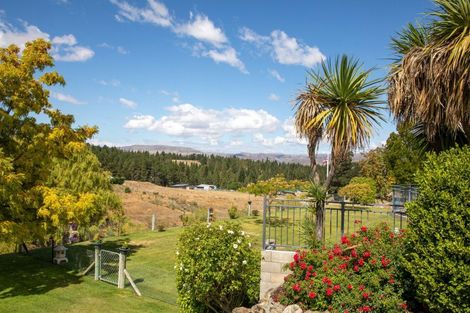 Photo of property in 233 Letts Gully Road, Letts Gully, Alexandra, 9393