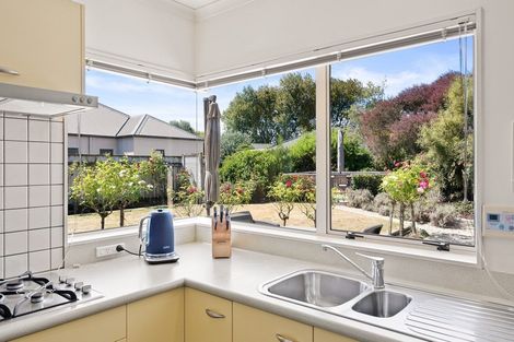 Photo of property in 6 Santa Teresa Court, Paraparaumu Beach, Paraparaumu, 5032