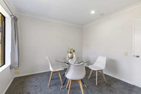 Photo of property in 19 Old Park Place, Takanini, 2112