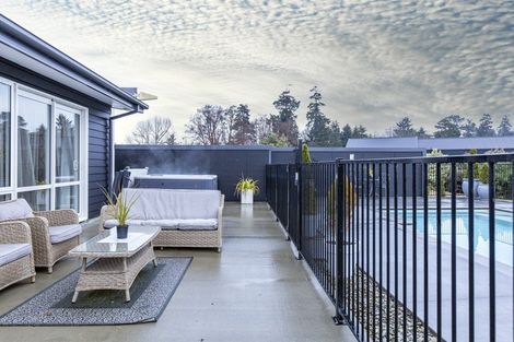 Photo of property in 6 Meadowlinks Lane, Pleasant Point, Timaru, 7974