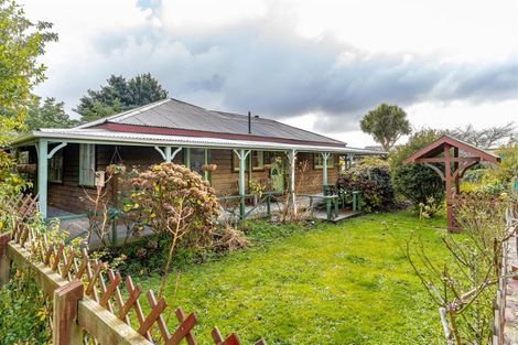 Photo of property in 15 Haswell Street, Eketahuna, 4900