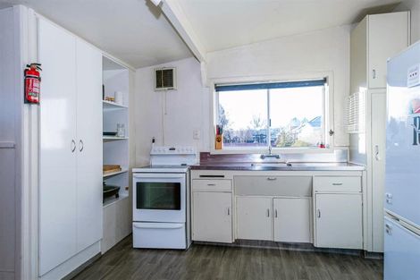 Photo of property in 3 Mckenzie Street, Fairlie, 7925