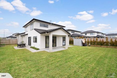 Photo of property in 10 Kuhanui Drive, Karaka, Papakura, 2113