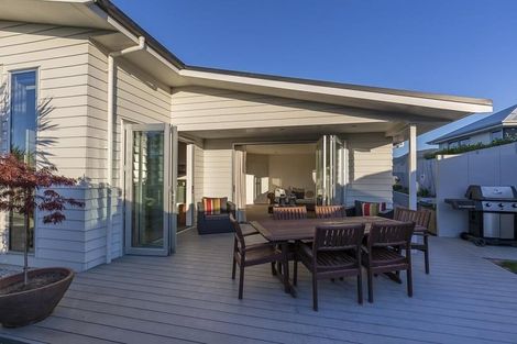 Photo of property in 18 Istana Place, Britannia Heights, Nelson, 7010