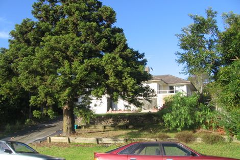 Photo of property in 48 Bruce Road, Glenfield, Auckland, 0629