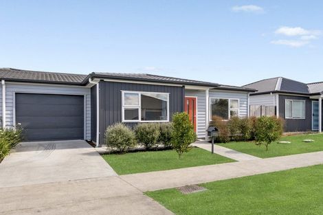 Photo of property in 120 Kuaka Drive, Takanini, 2112