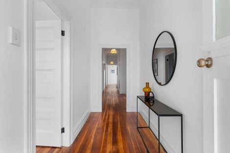 Photo of property in 1 Grahame Street, Devonport, Auckland, 0624