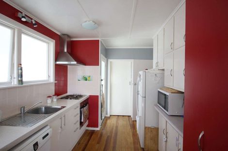 Photo of property in 65 Beazley Avenue, Paparangi, Wellington, 6037