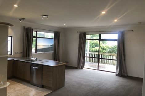 Photo of property in 7 Pyrite Street, Westgate, Auckland, 0614
