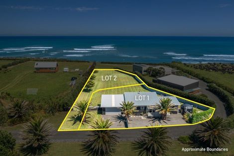 Photo of property in 77 Anglers Avenue, Warea, New Plymouth, 4381