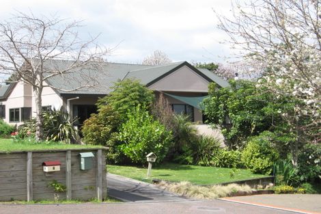 Photo of property in 7 Guildford Place, Bethlehem, Tauranga, 3110