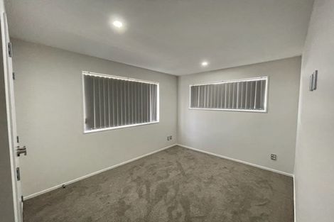 Photo of property in 74c Thompson Terrace, Manurewa, Auckland, 2102