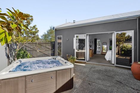 Photo of property in 9 Quartz Lane, Mount Pisa, Cromwell, 9383