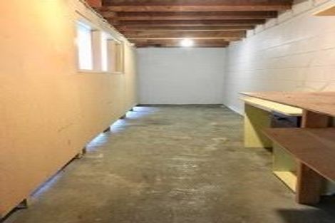 Photo of property in 2/71 Mount Smart Road, Onehunga, Auckland, 1061
