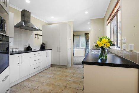 Photo of property in 30b Nelson Street, Howick, Auckland, 2014