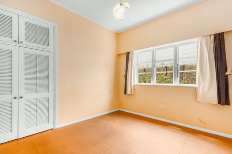 Photo of property in 23 Tuatoru Street, Eastbourne, Lower Hutt, 5013