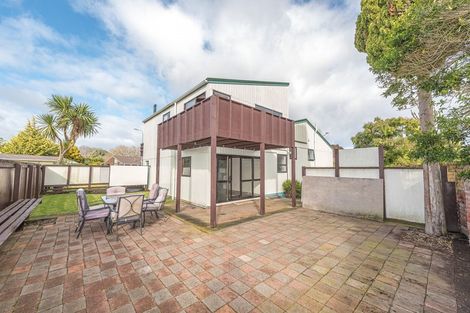 Photo of property in 8 Ash Place, Aramoho, Whanganui, 4500