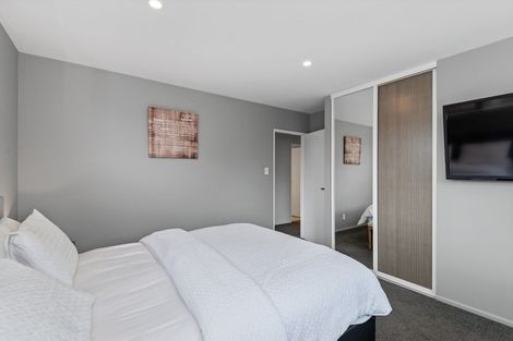 Photo of property in 6 Farnborough Street, Aranui, Christchurch, 8061