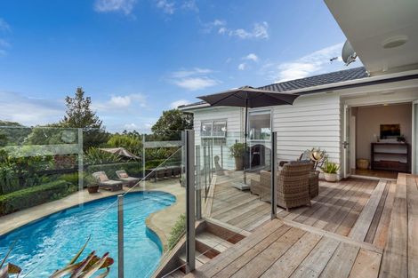 Photo of property in 74 Aberdeen Road, Campbells Bay, Auckland, 0620