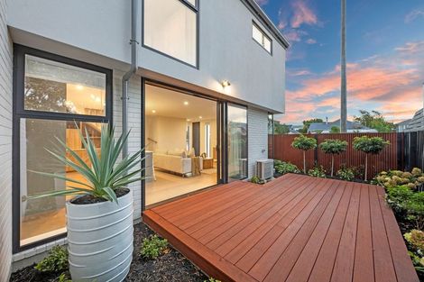 Photo of property in 1/100 Innes Road, St Albans, 8052