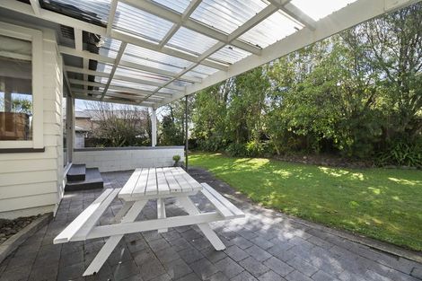 Photo of property in 9 Athlone Place, Hokowhitu, Palmerston North, 4410