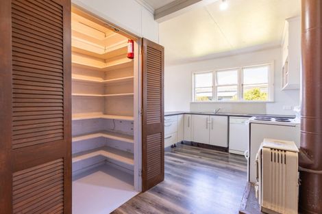 Photo of property in 2 Edinburgh Street, Dannevirke, 4930