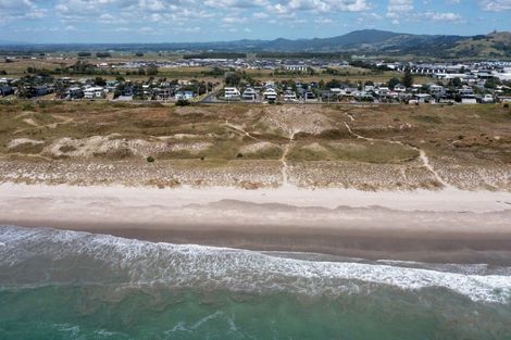 Photo of property in 960a Papamoa Beach Road, Papamoa Beach, Papamoa, 3118