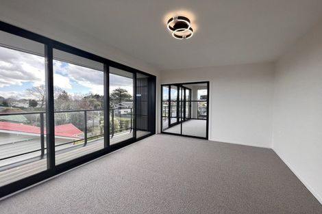 Photo of property in 2/6 Princes Street, Northcote Point, Auckland, 0627