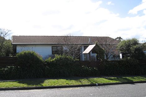Photo of property in 118 Wellington Road, Wainuiomata, Lower Hutt, 5014
