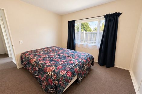 Photo of property in 1/11 Hollyford Avenue, Bryndwr, Christchurch, 8053