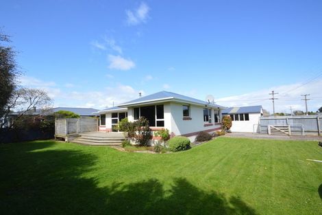 Photo of property in 44 West Plains Road, Waikiwi, Invercargill, 9810