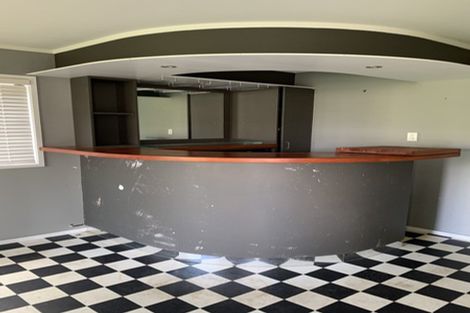 Photo of property in 44 Hepburn Road, Glendene, Auckland, 0602