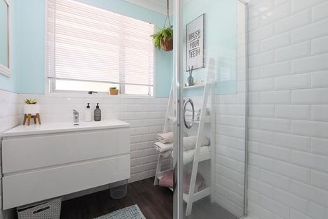 Photo of property in 9a Peter Place, Mangakakahi, Rotorua, 3015