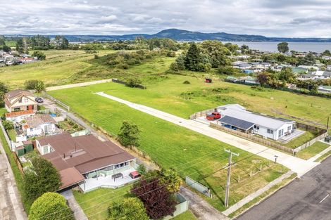 Photo of property in 52a Robinson Avenue, Holdens Bay, Rotorua, 3010