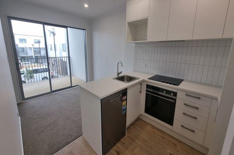 Photo of property in 57 Ngae Place, Mangere East, Auckland, 2024