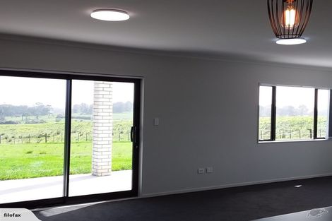 Photo of property in 115 Nixon Road, Taupaki, Henderson, 0782