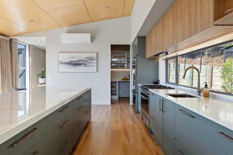 Photo of property in 13 Barnfields Close, Halswell, Christchurch, 8025