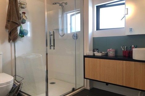 Photo of property in 76 Brougham Street, Mount Victoria, Wellington, 6011