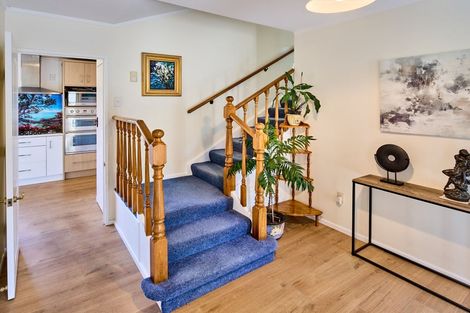 Photo of property in 7 Tui Terrace, Tawa, Wellington, 5028