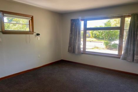 Photo of property in 53 Acacia Avenue, Upper Riccarton, Christchurch, 8041
