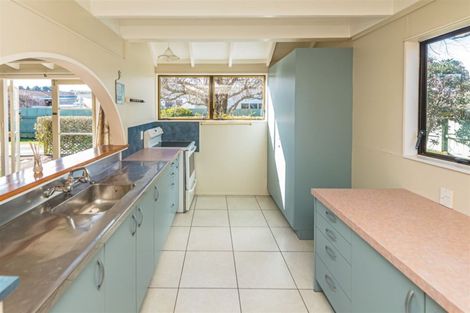 Photo of property in 12 Sussex Road, Springvale, Whanganui, 4501