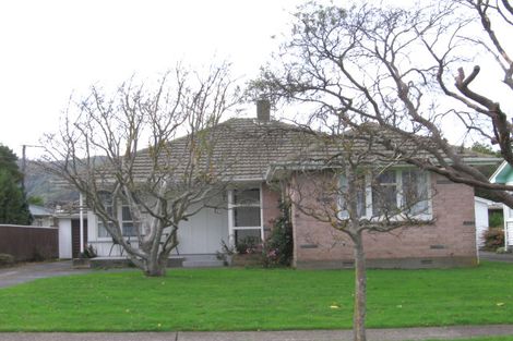 Photo of property in 5 Barsi Grove, Avalon, Lower Hutt, 5011